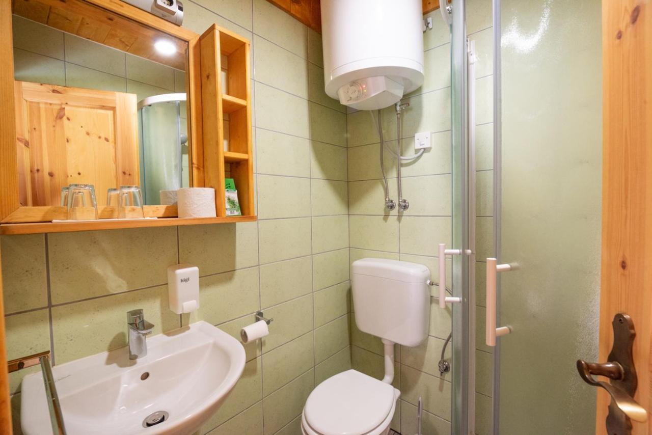 Cottages Kravanja Трента Екстериор снимка