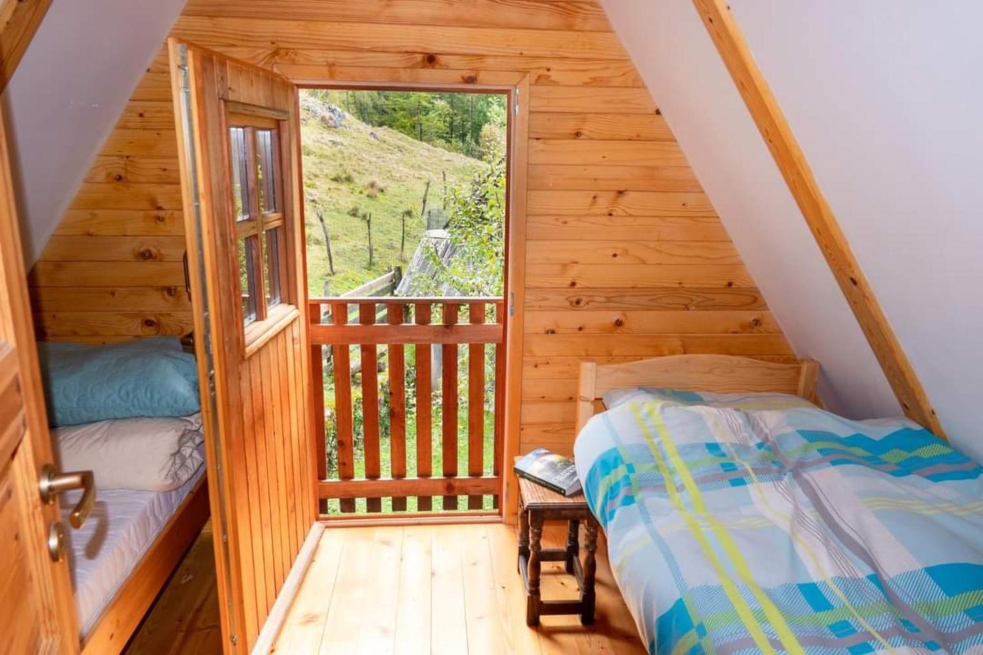 Cottages Kravanja Трента Екстериор снимка